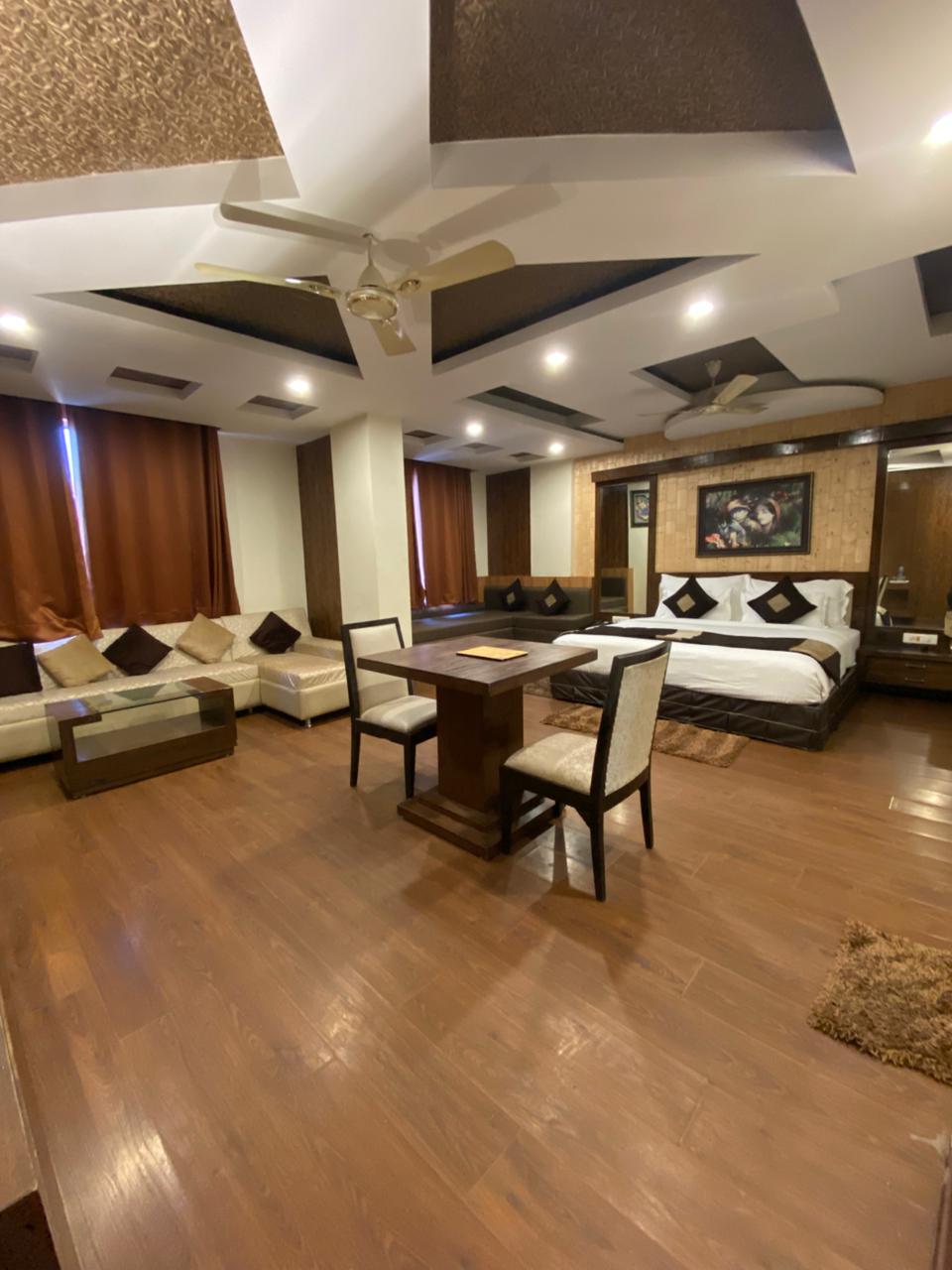 Executive Room